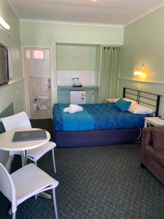 Paddle Steamer 3* Swan Hill